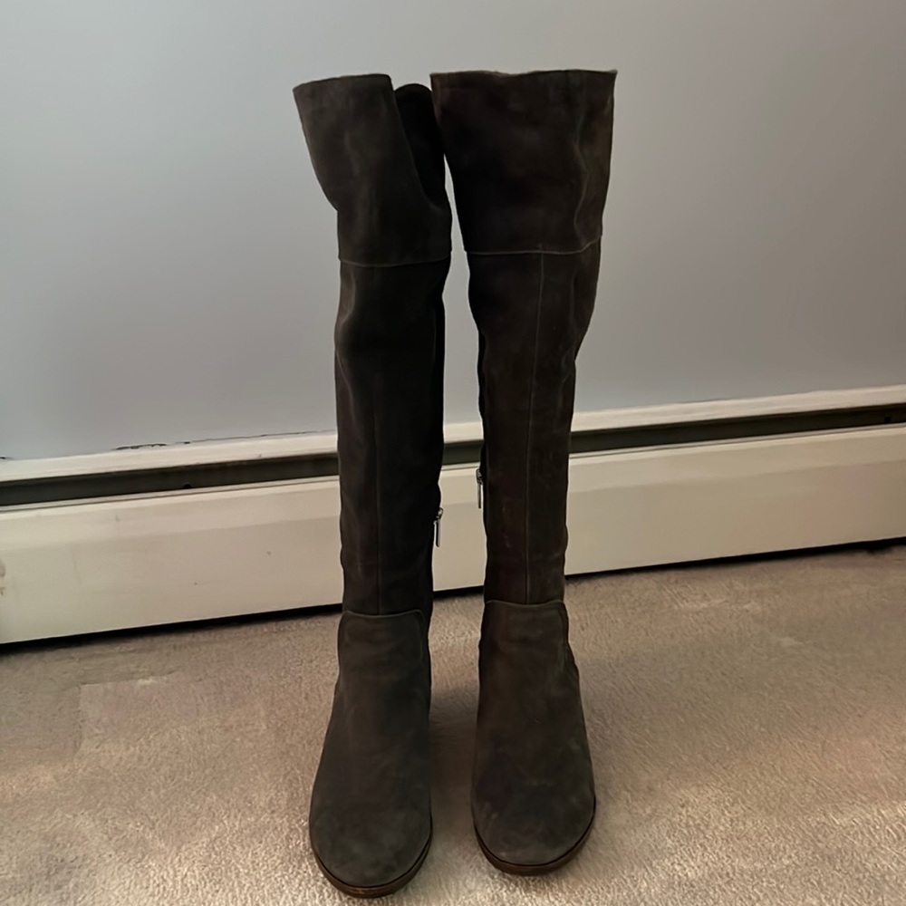 Vince Camuto knee high boots. Grey Suede size 9